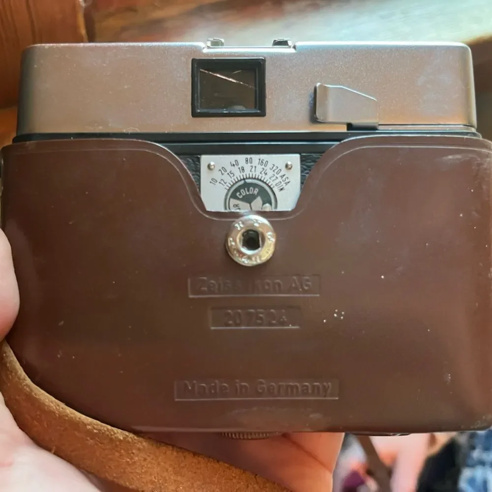 Zeiss Ikon Symbolica 35mm Camera w/ Prontormat Tessar 50mm f/2.8 Lens.